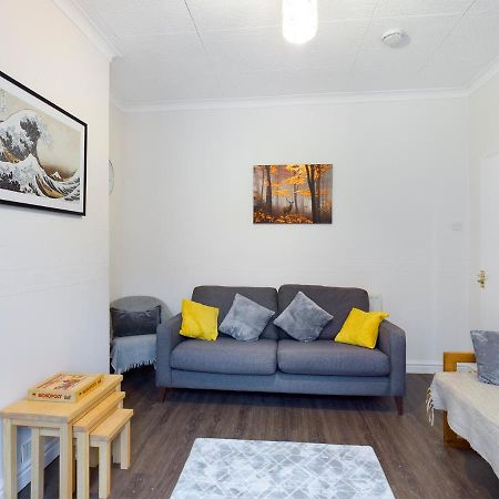 Cheerful 3 Bedroom Home With Free Parking And Wifi Chester Exterior foto